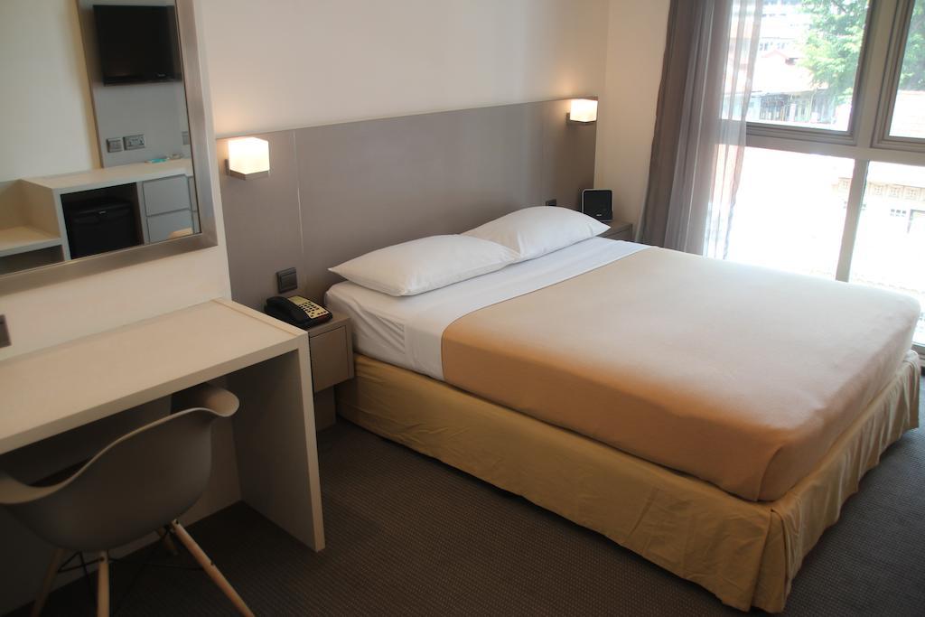 Classique Hotel Singapore Rum bild